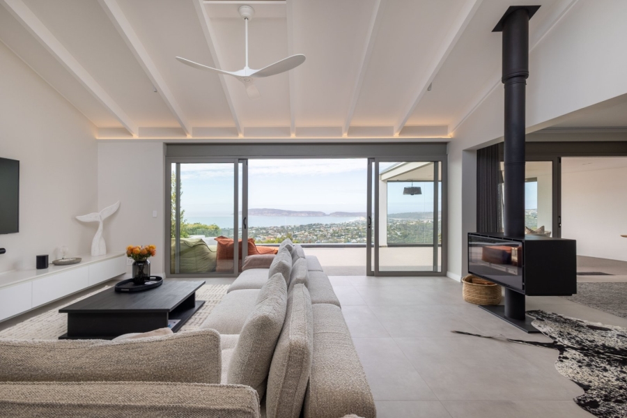 6 Bedroom Property for Sale in Cutty Sark Western Cape